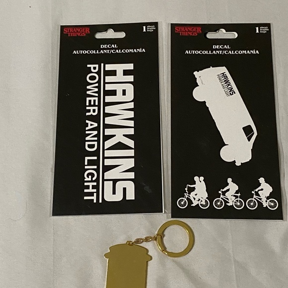 Stranger things set - Picture 2 of 2